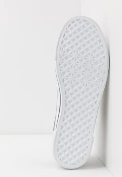 Pier One Trainers - Cognac -Trend Fusion Shop 145a34f35dfa413597a2a65581546fa1