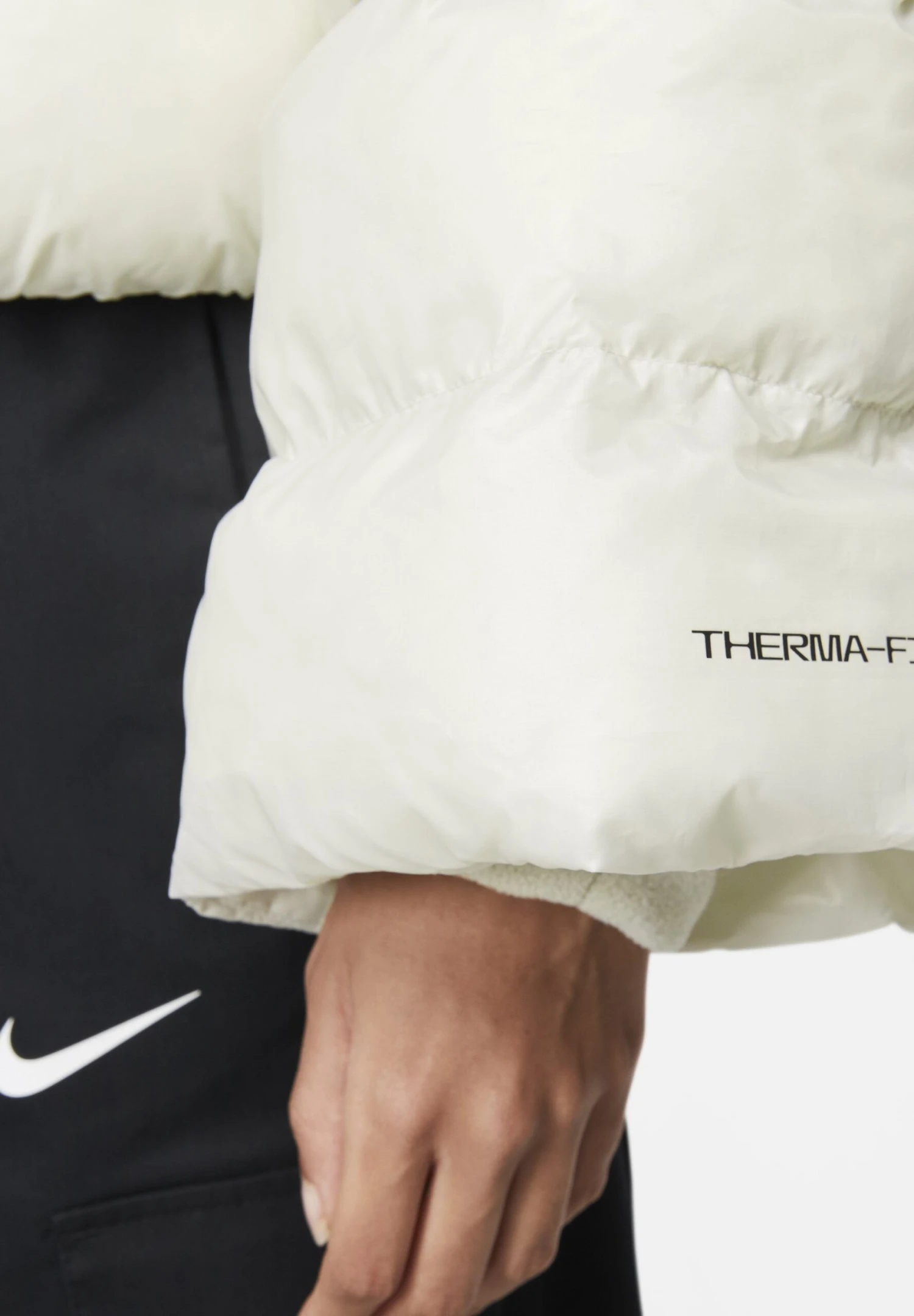 Nike Sportswear W Nsw Tf Synfl City Hd Jkt - Winter Jacket - Light Bone/Black 4 Nike Sportswear W Nsw Tf Synfl City Hd Jkt - Winter Jacket - Light Bone/Black - Image 4