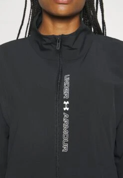 Under Armour Oversized Jacket - Windbreaker - Black/White -Trend Fusion Shop 163e5d7c57314f2b9ae7300e8a854f7f