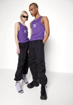 YOURTURN Unisex - Cargo Trousers - Black -Trend Fusion Shop 35f4be1a0eb34b50a52c69c608da4a51