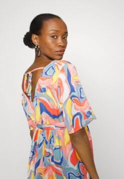 Mamalicious Dress - Day Dress - Papaya Punch -Trend Fusion Shop 54e8112a6d79494ca0f71c84b02876b7