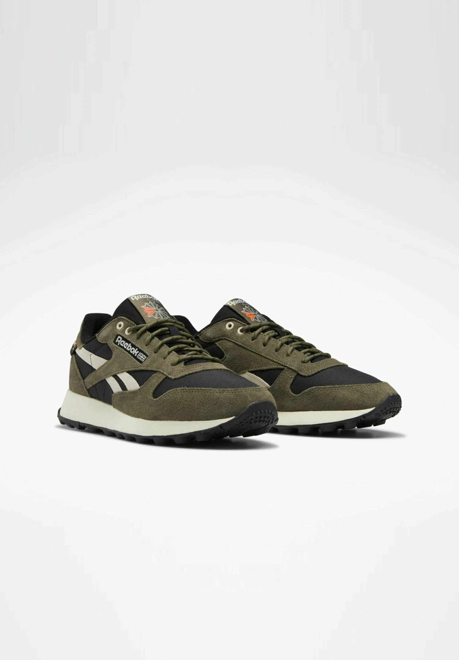 Reebok Classic Classic Leather Unisex - Trainers - Core Black Army Green Stucco 2 Reebok Classic Classic Leather Unisex - Trainers - Core Black Army Green Stucco - Image 2