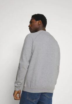 Pier One 3 Pack - Sweatshirt - Bordeaux/Black/Grey -Trend Fusion Shop 5f9ced6afa074cd799298bedb83080a9