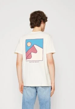 Kaotiko Mountain Minimal Unisex - Print T-Shirt - Ivory