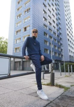 Reebok Classic Club C Clean Unisex - Trainers - Pure Grey/Footwear White/Vector Navy 10 Reebok Classic Club C Clean Unisex - Trainers - Pure Grey/Footwear White/Vector Navy -Trend Fusion Shop 6cc6169f109141c18191c370cc34d091