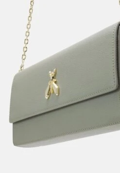 Patrizia Pepe Borsa Bag - Across Body Bag - Sage Green -Trend Fusion Shop 7fd25879cb584e12a6db9db9bbf640ef