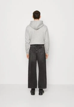 YOURTURN Unisex - Relaxed Fit Jeans - Black -Trend Fusion Shop 83a59c0ccf8242d5af17df7b3a47ee38