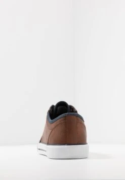 Pier One Trainers - Cognac -Trend Fusion Shop 89eba2e4f66d4e789f11f24e60b4be2d