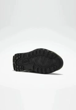 Reebok Classic Classic Leather Unisex - Trainers - Core Black Army Green Stucco 15 Reebok Classic Classic Leather Unisex - Trainers - Core Black Army Green Stucco -Trend Fusion Shop 96265e8bc929457b84b71d4cec8d54ba