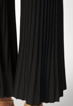 By Malene Birger Laja - Trousers -Trend Fusion Shop 9d6819edc6204d0d85be27f8da6a6044