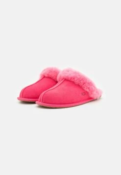 Ugg Scuffette - Slippers -Trend Fusion Shop aab3ea3a112c4d06ad354a4647ebaaa4
