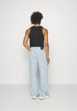 YOURTURN Baggy Jeans Unisex - Relaxed Fit Jeans - Light Blue Denim -Trend Fusion Shop b5a3a98eb1c846b6896614b68e538ab7