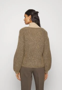 ARKET Jumper - Oat Melange With Gold 9 ARKET Jumper - Oat Melange With Gold -Trend Fusion Shop b5ba1d596fef47a9928c926eb10b3650