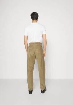 Indicode Jeans Trousers - Capers -Trend Fusion Shop b714ba4e01d34250834c2375106f92fd