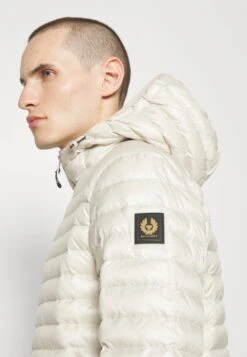 BELSTAFF Airspeed Jacket - Down Jacket - Off-White -Trend Fusion Shop c25df7d856e64189b1c3e5a51d441fa4