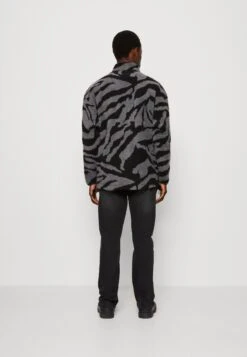 YOURTURN Unisex - Fleece Jacket - Grey -Trend Fusion Shop fb0a0ae1914e4939bc76695f0267d638