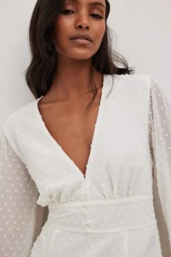 NA-KD Balloon Sleeve Button Detail Dress - Maxi Dress -Trend Fusion Shop fe4acbc37cb84e098ca7e501535d96ff